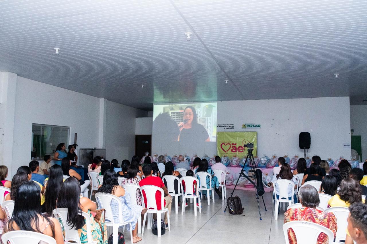 Acolhimento e confraternização marcam encerramento de mais uma turma do Simplesmente Mãe